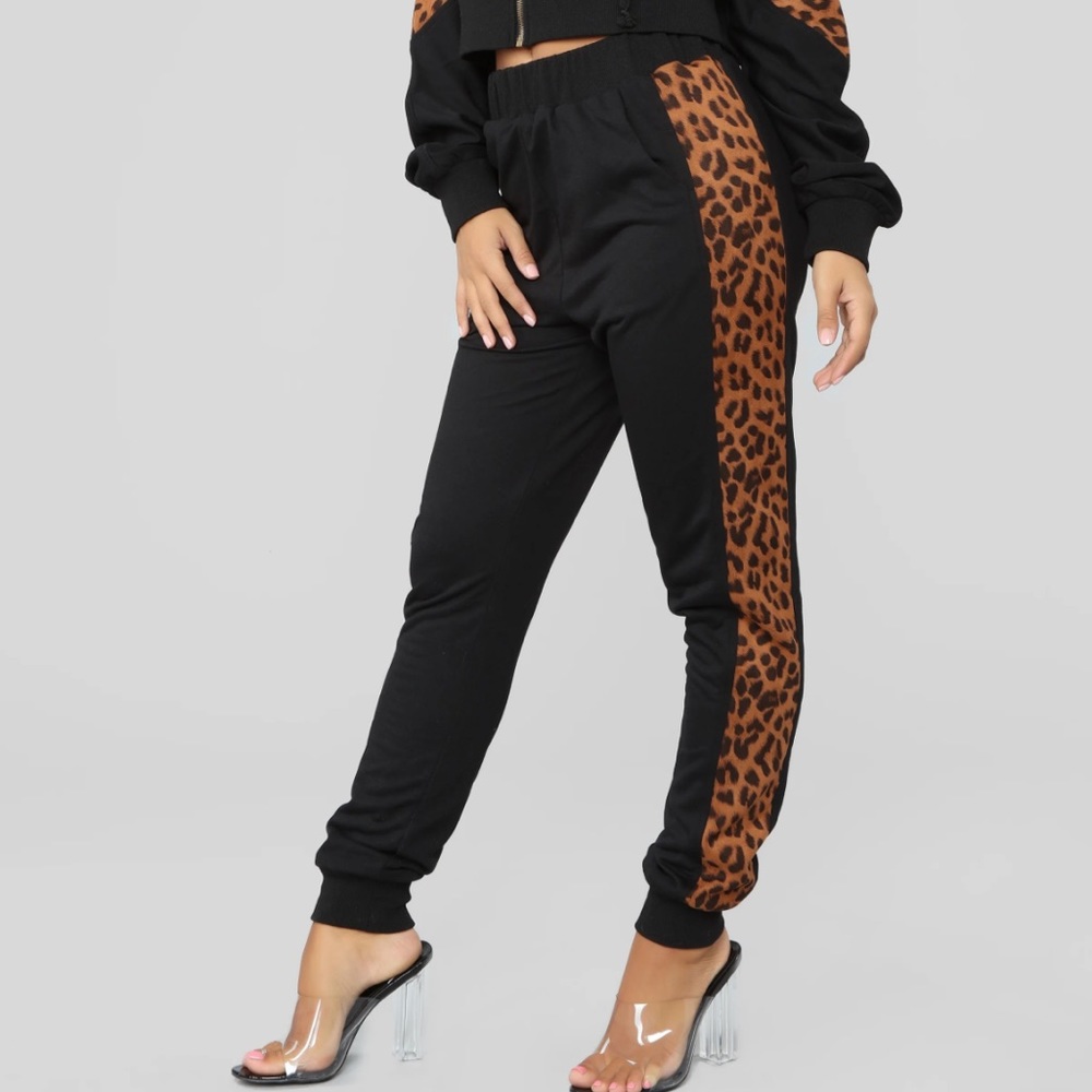 Fashion Nova Miss You Much Lounge Cheetah Joggers- Black Size XS